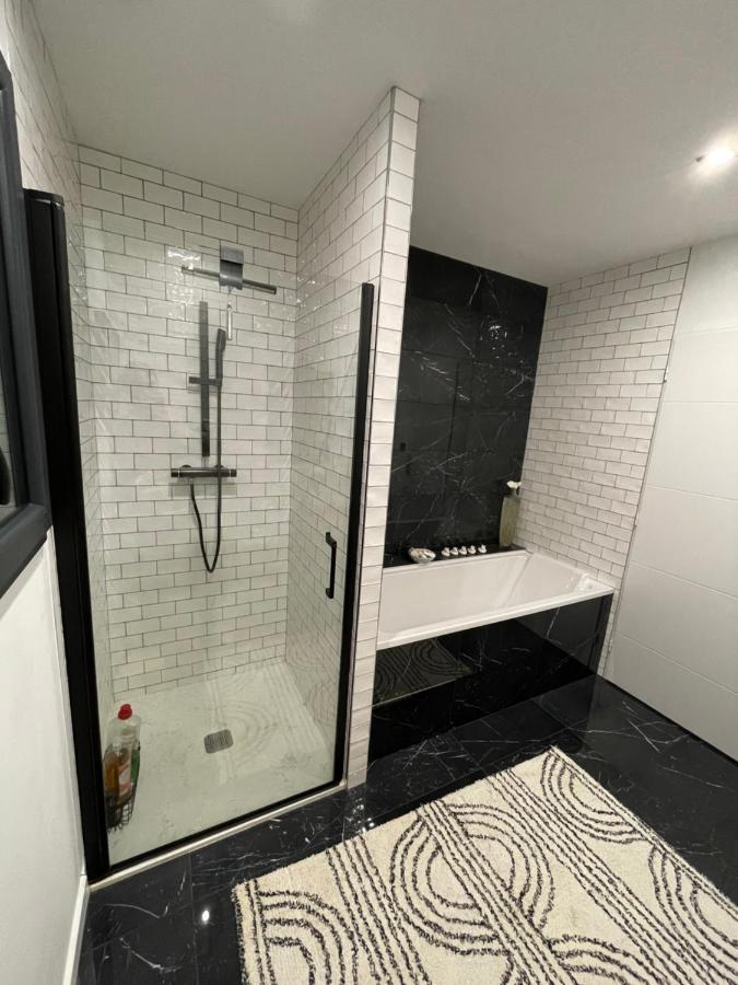 L'Olivier Apartment เบิซวิลล์ ภายนอก รูปภาพ